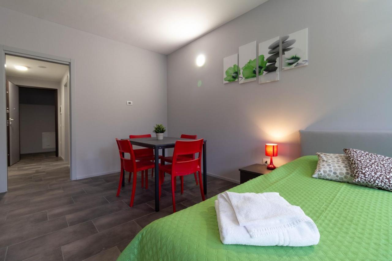 Appartamento Lime - Affitti Brevi Italia Lecco Exteriér fotografie